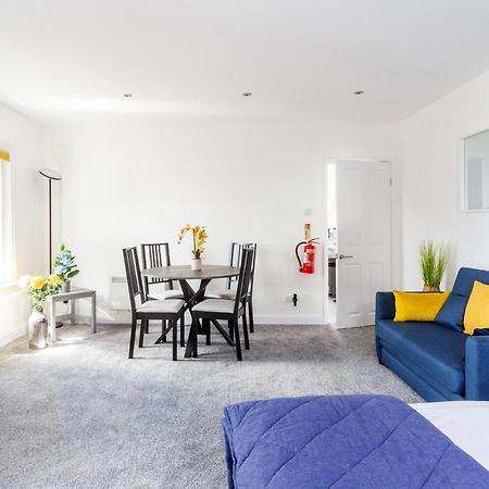 Beach View Luxury Apartment Lyme Regis Exteriör bild