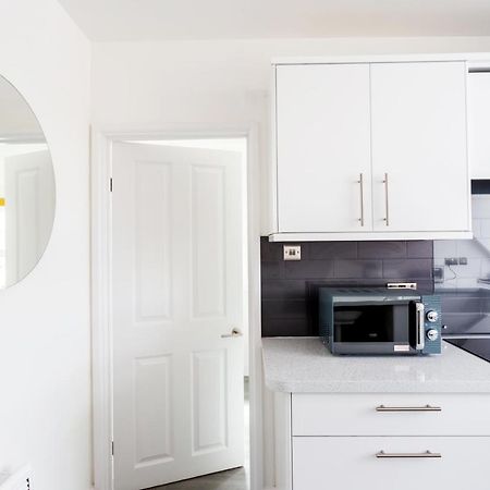Beach View Luxury Apartment Lyme Regis Exteriör bild