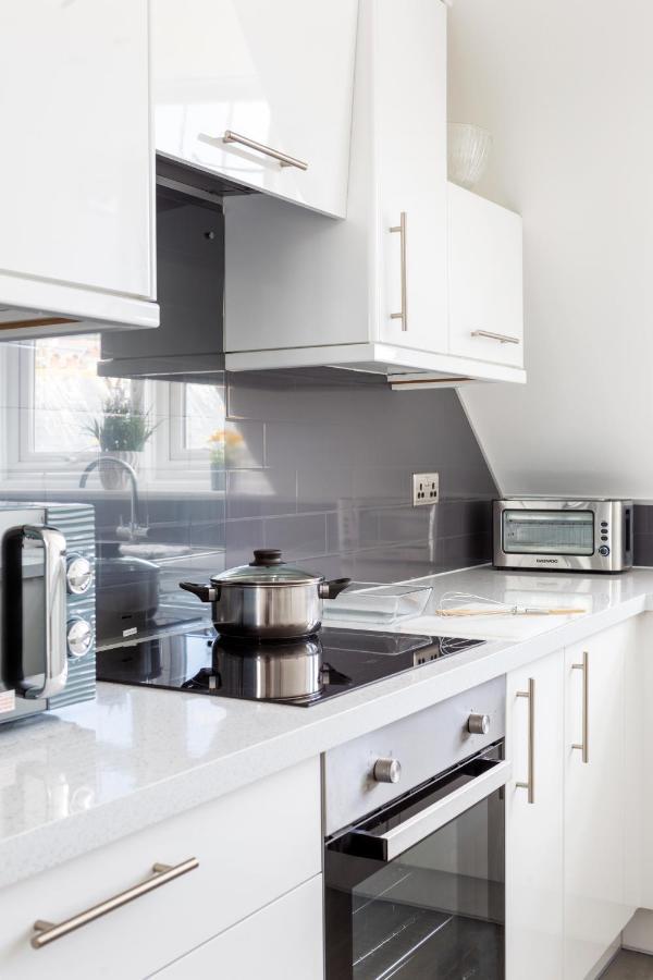 Beach View Luxury Apartment Lyme Regis Exteriör bild